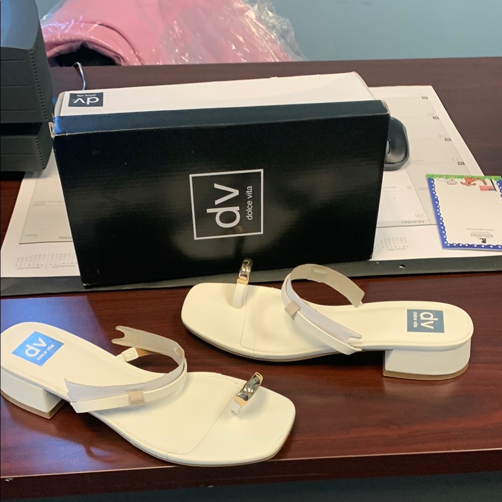 Dolce Vita Women’s White Sandals